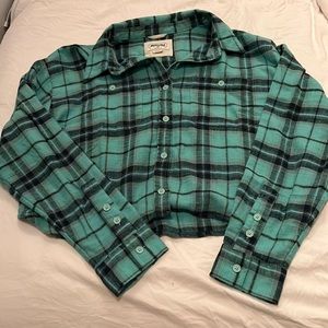 Blue plaid cropped flannel